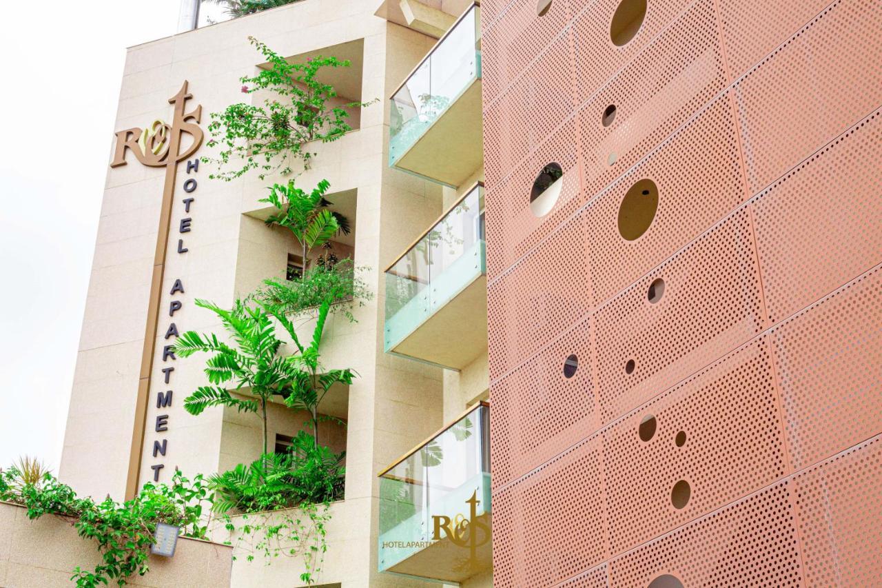 Roots Hotel Apartments Abidjan Exteriör bild