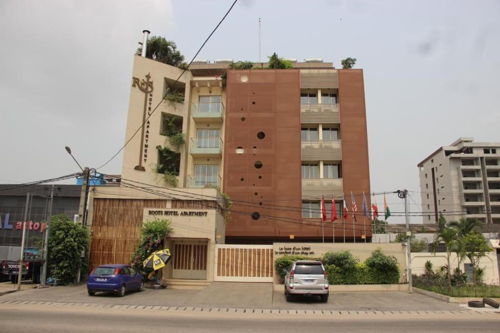Roots Hotel Apartments Abidjan Exteriör bild
